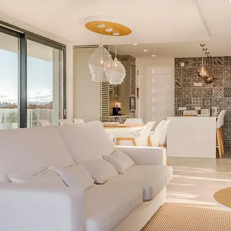 Apartment Shantivillas *