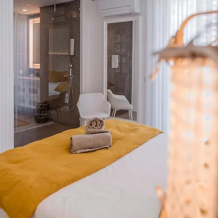 Apartment Shantivillas